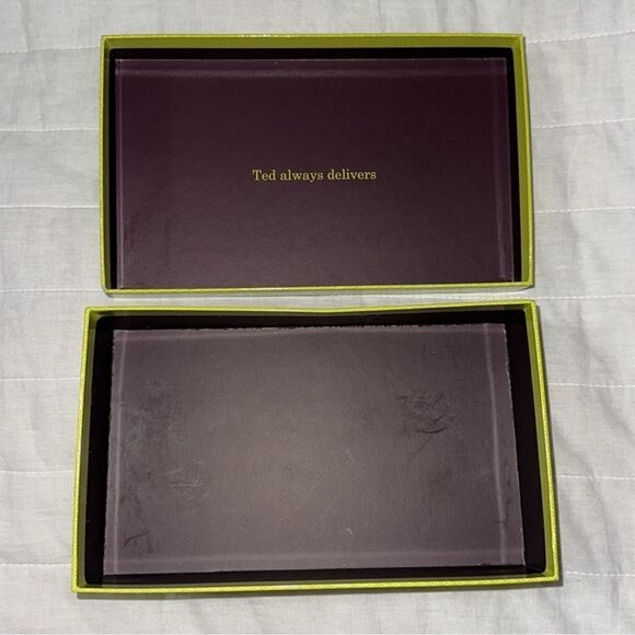 Ted Baker London Green Purple Plum Interior Cardboard Gift Box - Picture 8 of 8